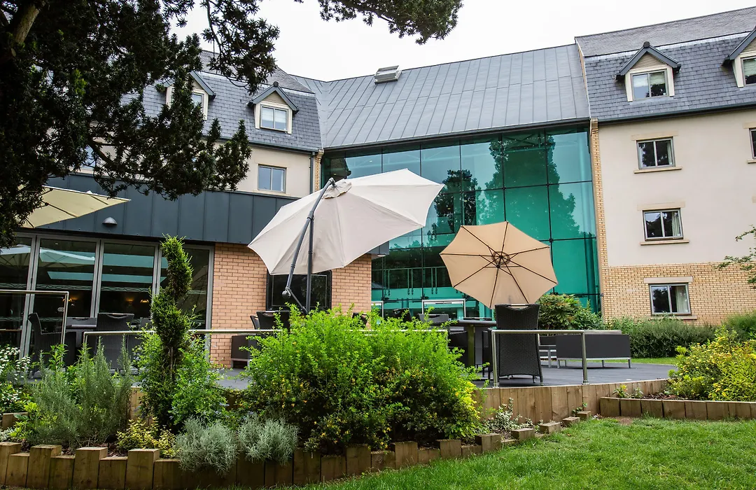 Drayton Manor Hotel-1